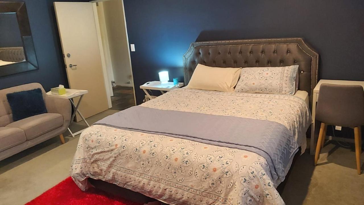 Lux. Room With Ensuite Веллингтон Экстерьер фото